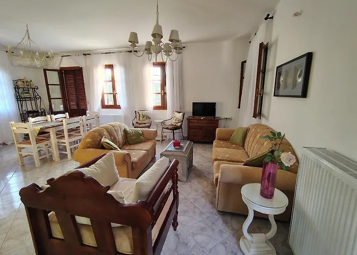 Iliana By The * Naxos City