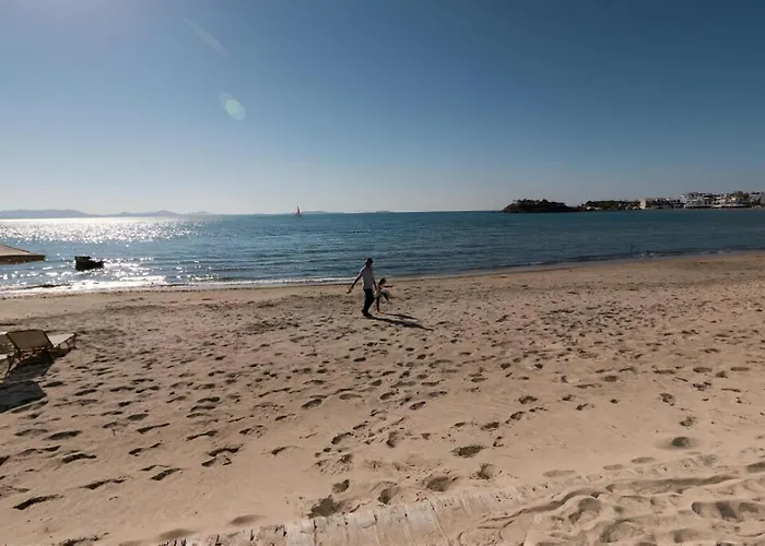 Iliana By The Villa *